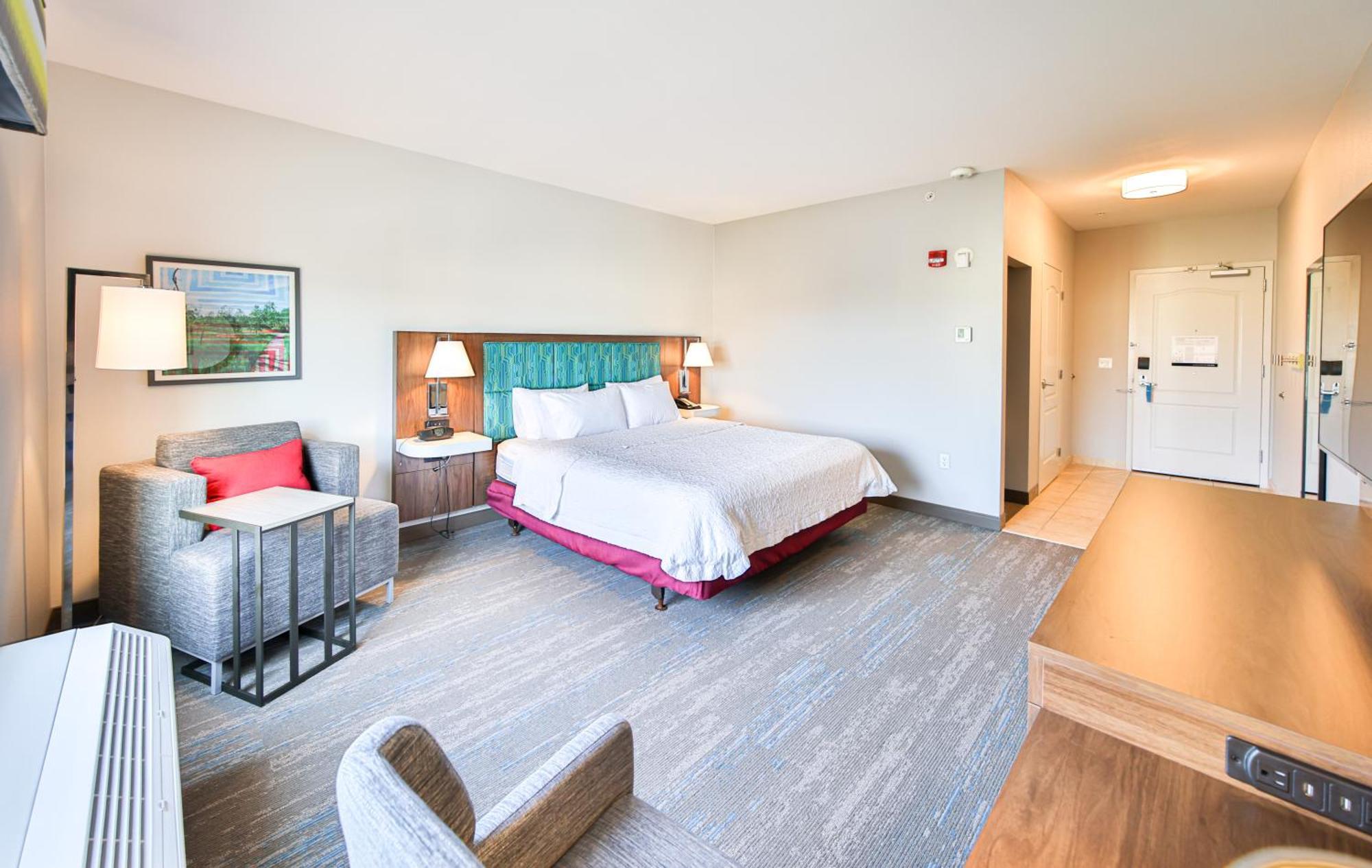 Hampton Inn & Suites By Hilton Seattle/Kent Room photo